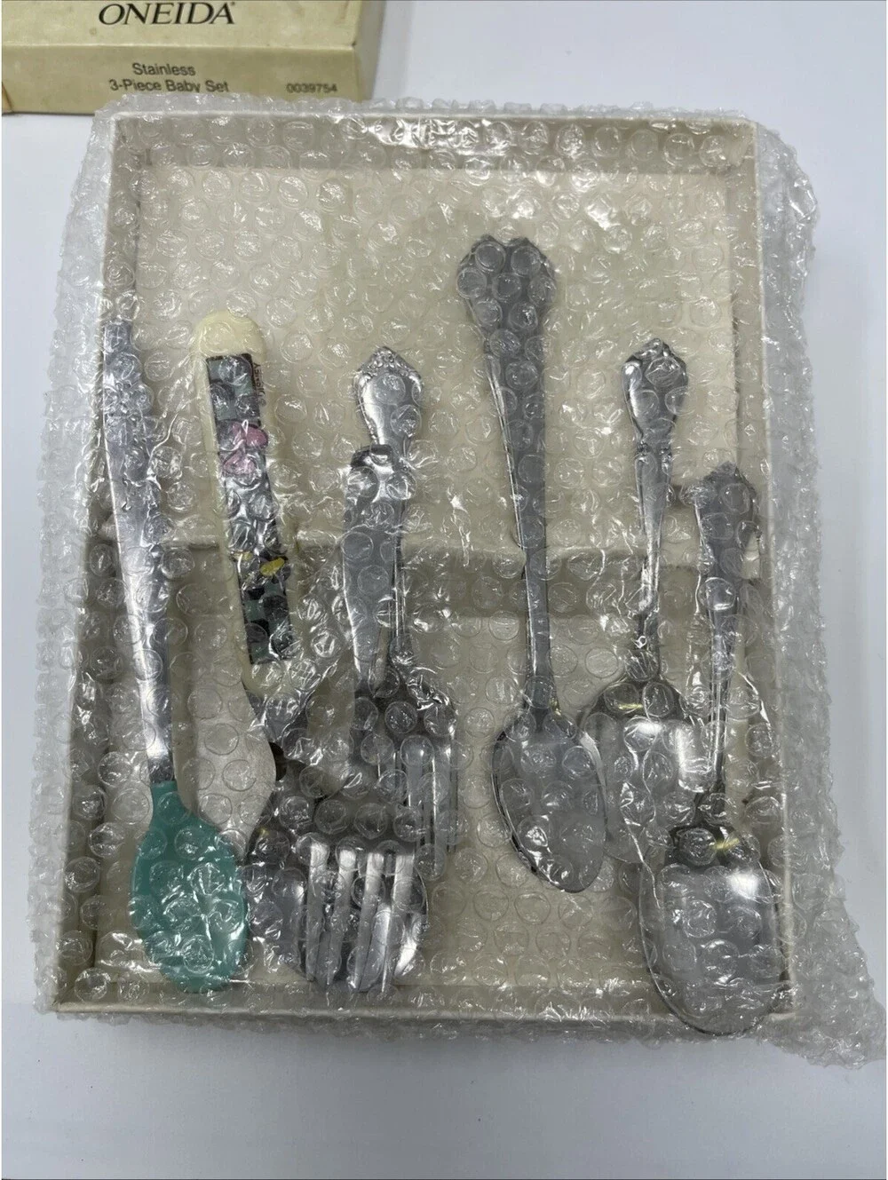 Vintage Oneida Chateau 3-Piece Child Flatware Feeding Set 1990 Silver with 7 Add